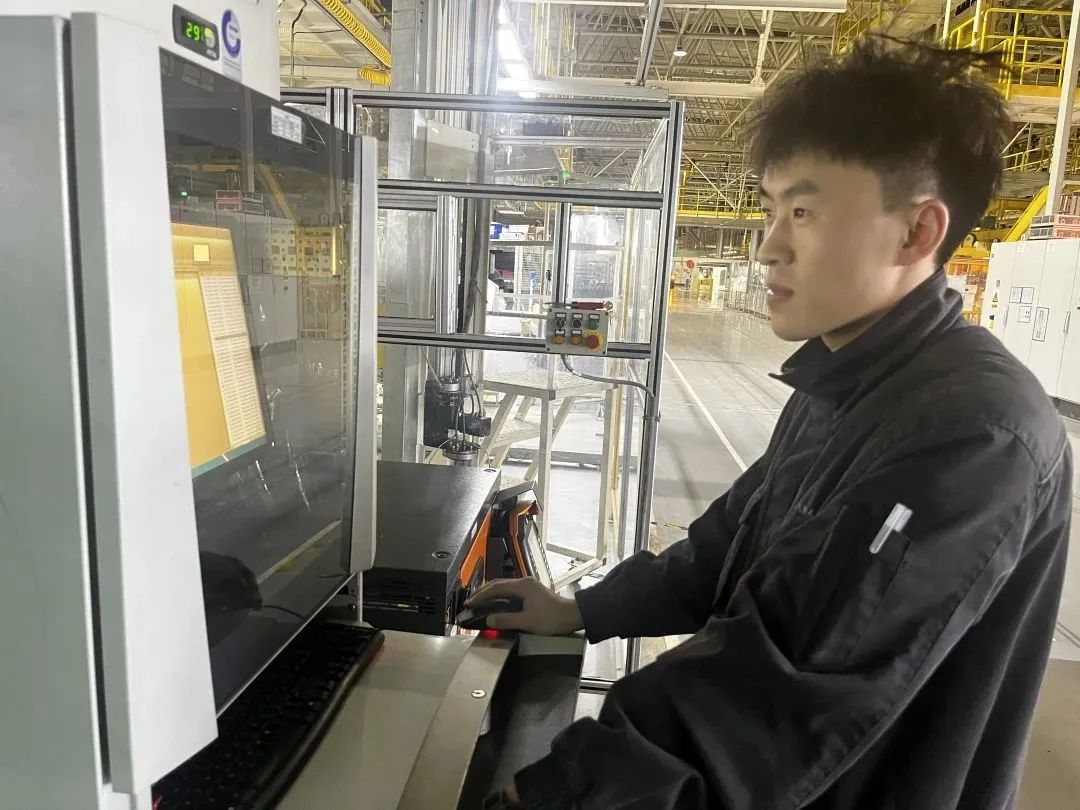 【贾宝瑞】2021届机器人工程专业员工